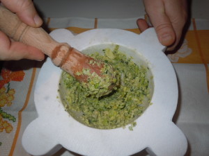 marò di fave, una salsa da mortaio ligure poco conosciuta