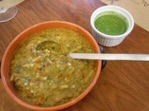 minestrone di verdure alla genovese con pesto